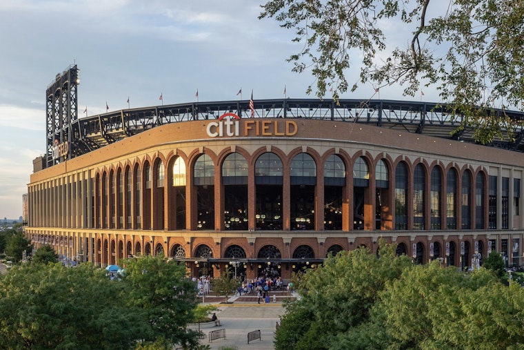 Mets Fans Turn Lifesavers After Man Collapses At Citi Field Opener