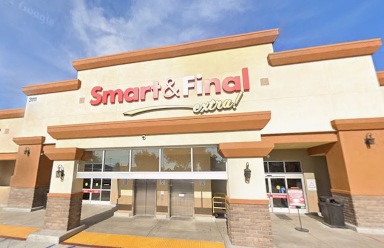 Mexico City Investor Buys Huntington Park Smart & Final for $11.35M