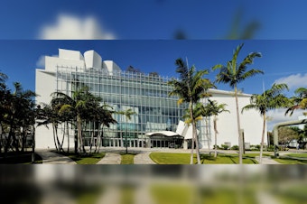 Miami Beach Symphony Boss Howard Herring Sets Retirement Countdown