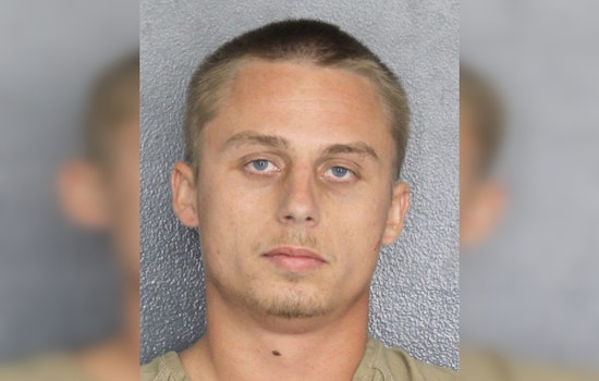 Miami Robbery Victim Shoots Bystander, Ends Up Behind Bars