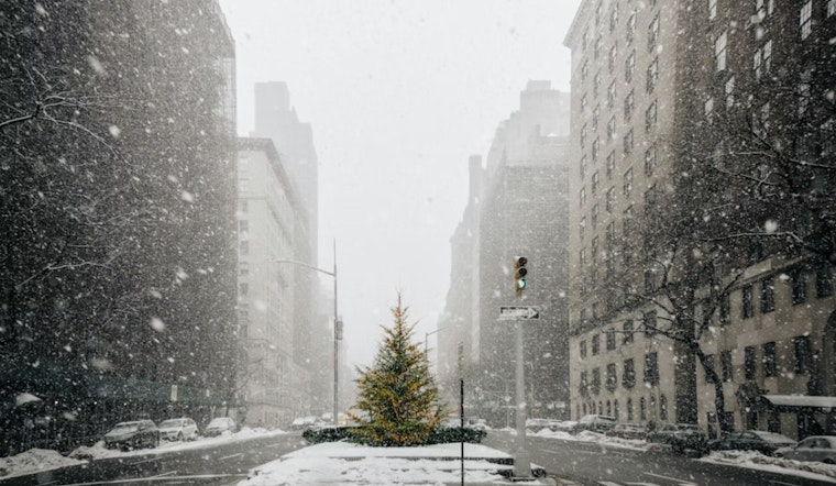Milwaukee Morning Flurries And Minimal Accumulation