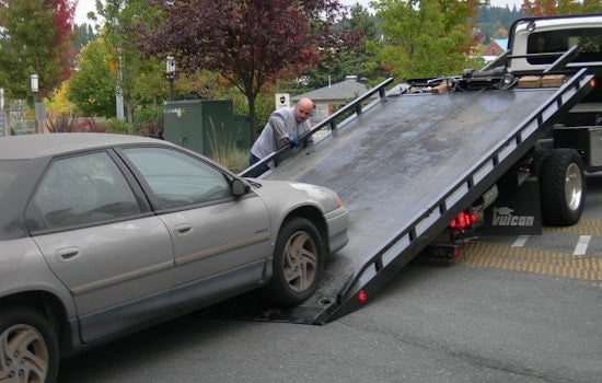 Milwaukee Ticket Scofflaws Feel the Hook as City Tows 1,000 Cars