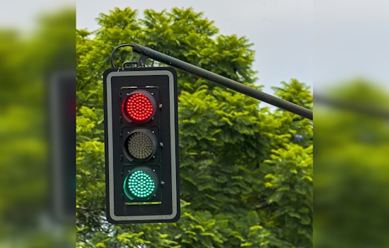 Minneapolis Traffic Standoff Raises Right-of-Way Questions