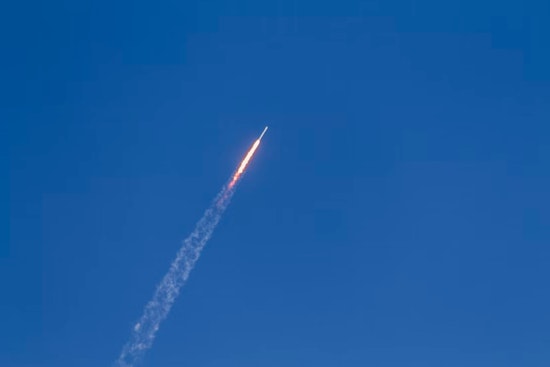 Missiles Sneak Through Shield, Rock Dimona And Arad Near Nuke Hub