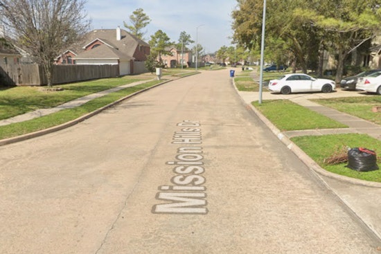 Mission Bend Traffic Stop Explodes Into SWAT Standoff On Mission Hills Drive