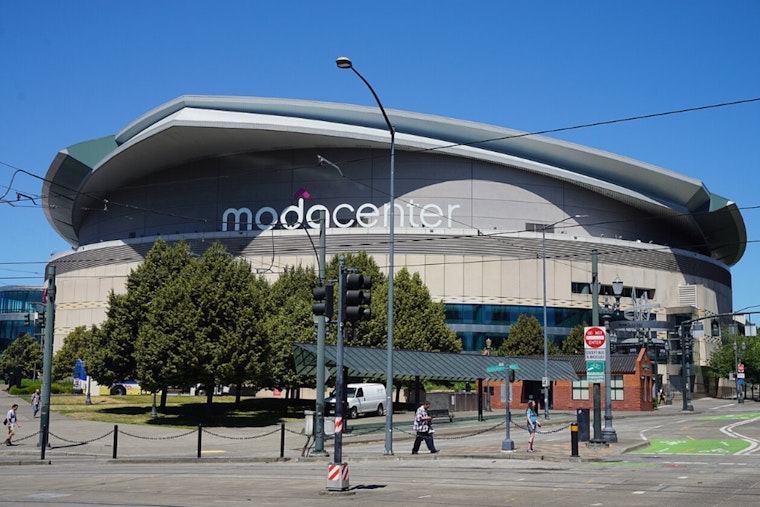 Moda Center Meltdown As Blazers Lose Two Key Pieces In Costly Mavs Defeat