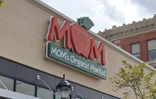 Mom's Organic Market Closed In Hampden After Rodent Find
