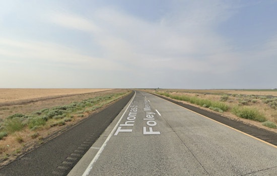 Morning Tragedy on SR 395 as Driver Hits Pedestrian Near Connell