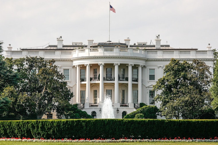 Murphy Torches ‘24/7 Grift’ As White House Donor Pitch Ignites D.C. Backlash