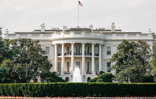 Murphy Torches ‘24/7 Grift’ As White House Donor Pitch Ignites D.C. Backlash