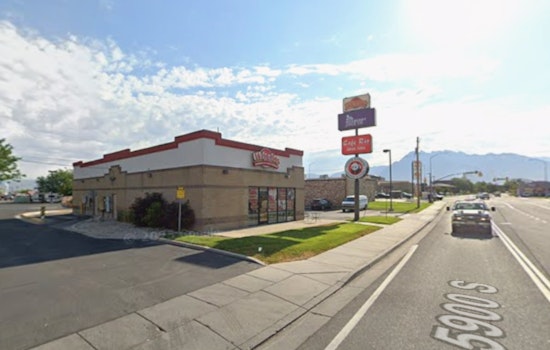 Murray Scores Slice Of Pi As Frankie's Pizza & Pasta Hits Town