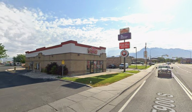 Murray Scores Slice Of Pi As Frankie's Pizza & Pasta Hits Town