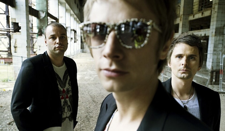 Muse Aims To Light Up Dallas As Wow! Signal Tour Hits Dos Equis Pavilion