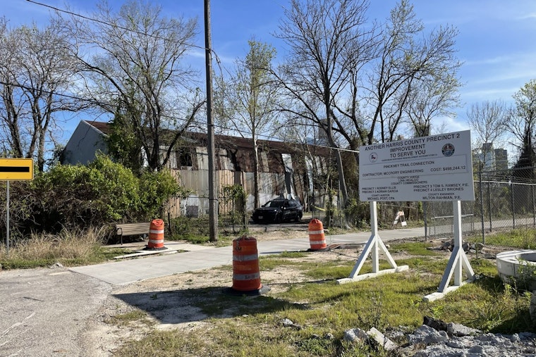 Mystery Body At 400 Keene Draws Houston Detectives To Galena Park