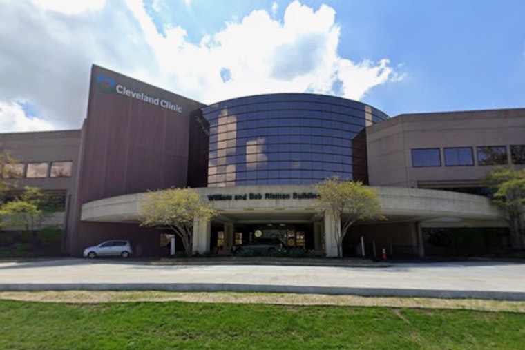 Mystery Hazmat Scare Empties Part Of Cleveland Clinic Beachwood Center