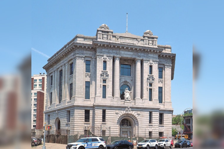 Nassau Grand Jury Lets LIE Pickup Driver Walk In North Hills Death