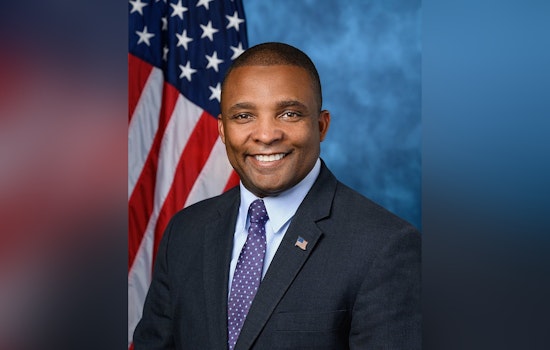 N.C. Rep Don Davis Rings Up $2.3K Border Ride Tab In A Single Day