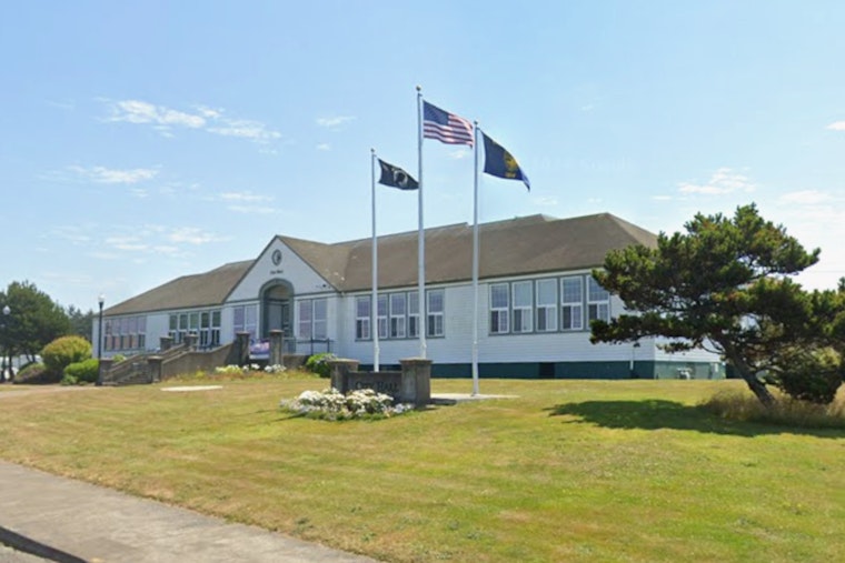 Newport Puts Ice On ICE, Demands No-Detention Pledge