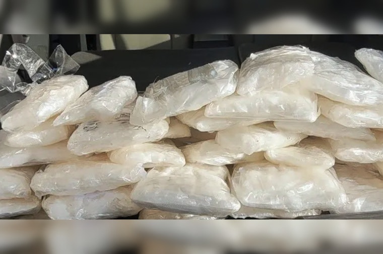 Nogales Border Bust: Feds Say ‘Gift’ Hyundai Hid 58 Meth Bundles