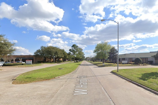 North Houston Man Fatally Shot After Seeking Help At West Hardy Store