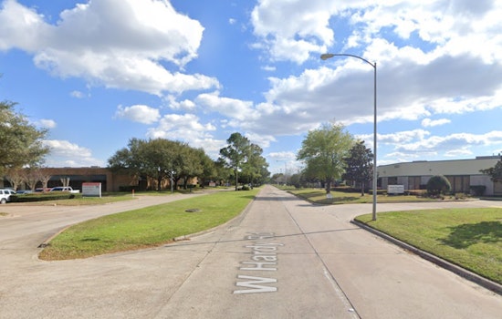 North Houston Man Fatally Shot After Seeking Help At West Hardy Store