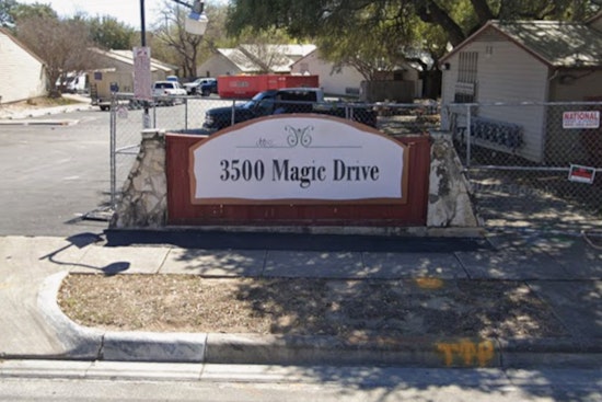 North Side Stickup, 67-Year-Old Stabbed In San Antonio Street Robbery
