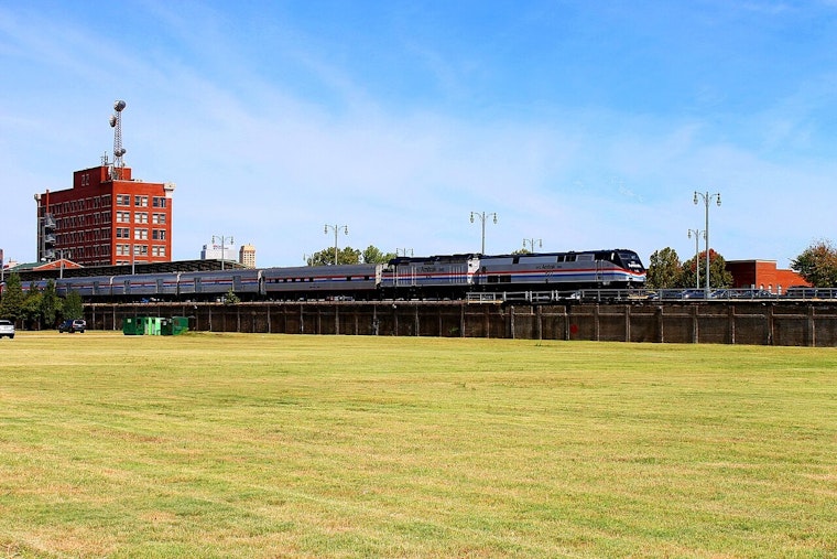 NTSB Says Amtrak Passed Signal Before Memphis Crash
