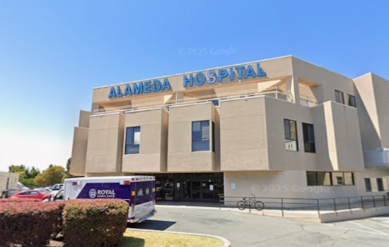 Nurses Flood Alameda Hospital In ‘Red Alert’ Revolt Over Medicare Cuts