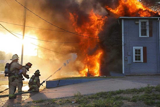 NW OKC Blaze Leaps From Outbuilding to Nearby Home