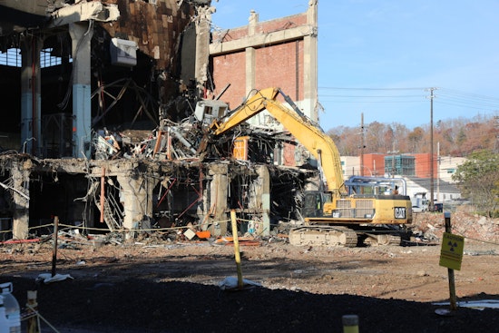Oak Ridge Nuclear Relic Crumbles: Alpha-2 Finally Hits the Ground
