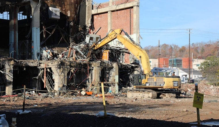 Oak Ridge Nuclear Relic Crumbles: Alpha-2 Finally Hits the Ground