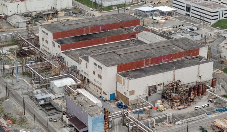 Oak Ridge Preps Alpha‑4 Building For Demolition