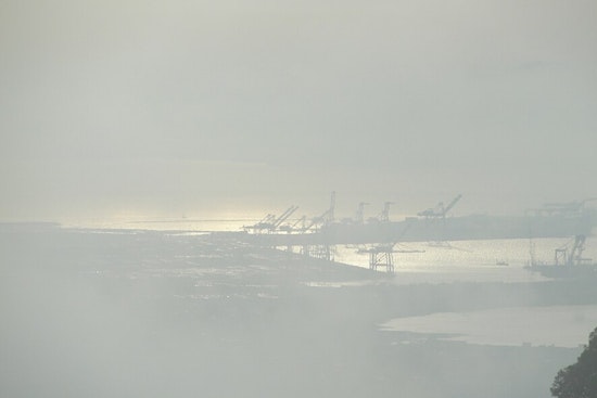 Oakland Wakes Up In Thick Fog, With Late-Night Showers On Deck
