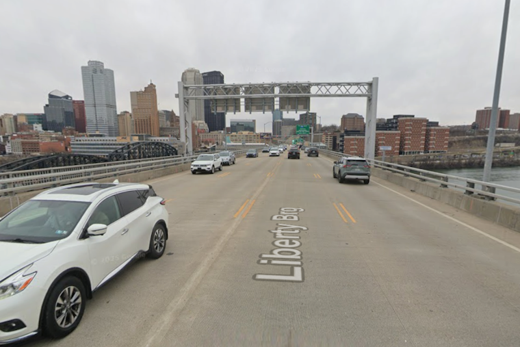 One Dead in Liberty Bridge Crash in Pittsburgh