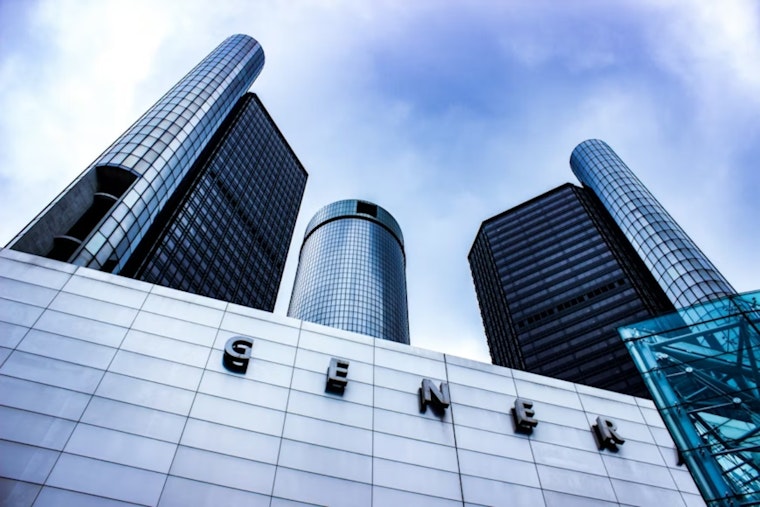 OnStar Cash Machine: GM Turns Detroit Drivers Into Monthly Paychecks