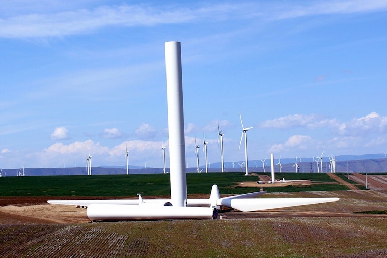 Oregon Scrambles To Plug Climate Hole As Data Centers Suck Up Power