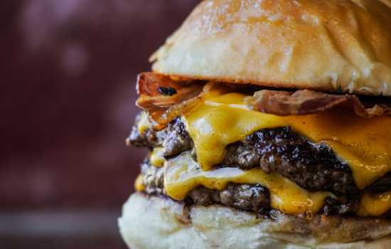 Pasture-Raised Smash Burger Truck Has Pittsburgh Chasing Its Next Bite