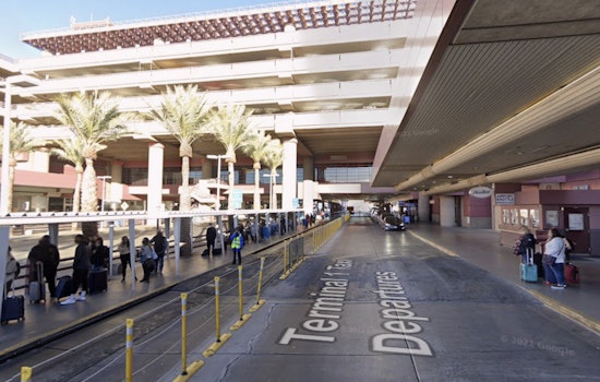 Paychecks On Hold, Vegas TSA Still Keeps Harry Reid Lines Moving