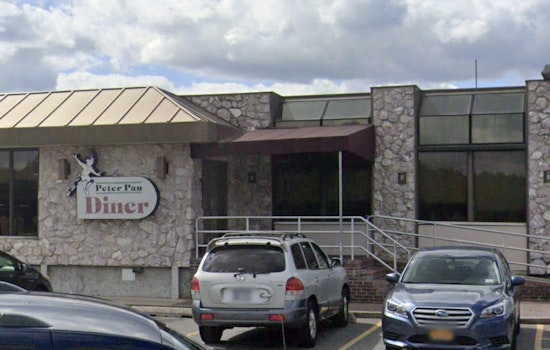 Peter Pan Diner Rises From Blaze as Bay Shore Crowds Rush Back