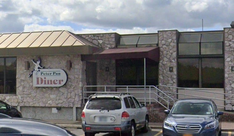 Peter Pan Diner Rises From Blaze as Bay Shore Crowds Rush Back
