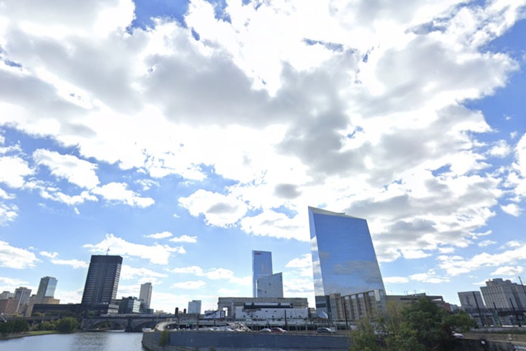 Philly Braces For Soggy Friday Night As Weekend Warm‑Up Rolls In