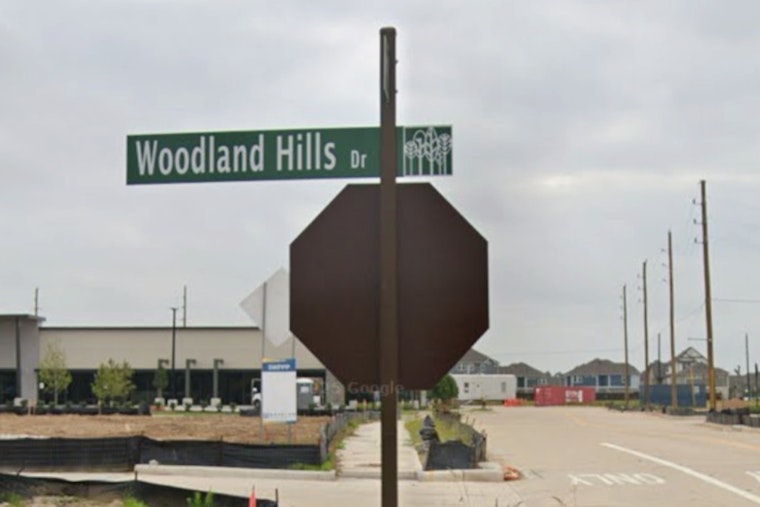 Pho, Boba and a Drive-Thru, Saigon Cafe Shakes Up the Groves in Humble