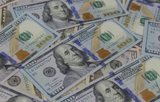 Movie Money Mayhem as Pineville Jeweler Loses $300,000 In Sleight-Of-Hand Sting