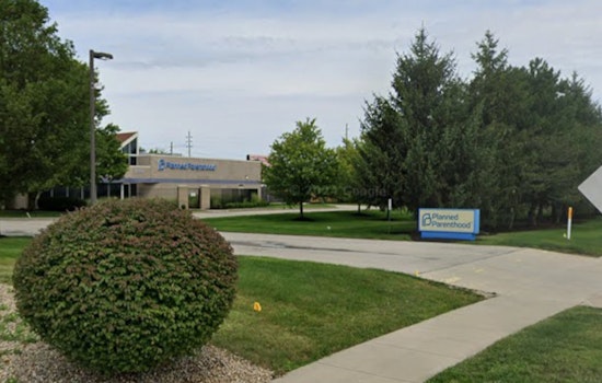 Planned Parenthood Shutters Two Indy Clinics, Sends Patients To Georgetown Hub