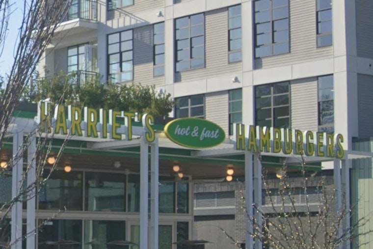 Plaza Midwood Goes Smash-Crazy As Harriet's Hamburgers Rolls In