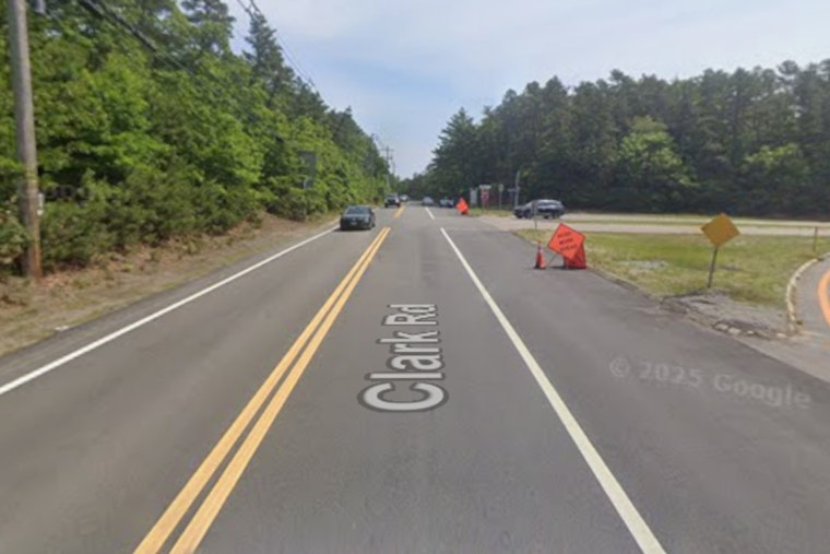 Plymouth Knife Standoff, Cops Free Mom, Hustle Kids Out Safe