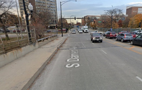 Police Seek Suspect After Blue Line Robbery Near Damen