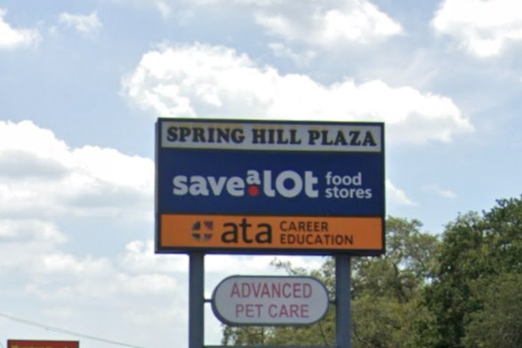 Power-Cutting Burglary Duo Hits Spring Hill Plazas, Sheriff Seeks IDs