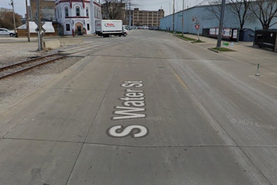 Pre-Dawn Blaze Guts Driftwood Sauna Club On Milwaukee Harbor