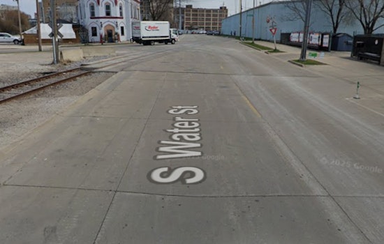 Pre-Dawn Blaze Guts Driftwood Sauna Club On Milwaukee Harbor